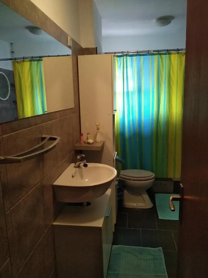 Apartment App Zeljka, 200M Beach Novi Vinodolski