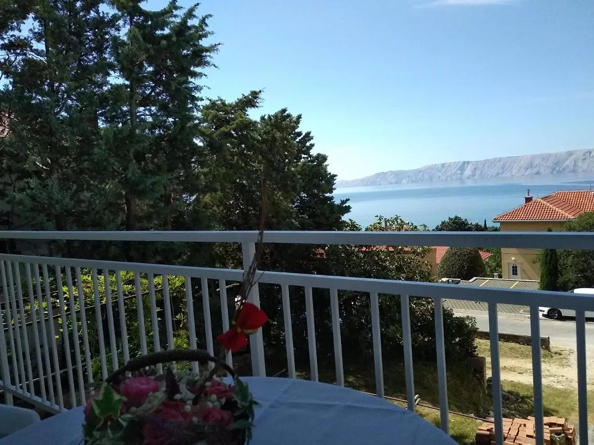 Apartment App Zeljka, 200M Beach Novi Vinodolski