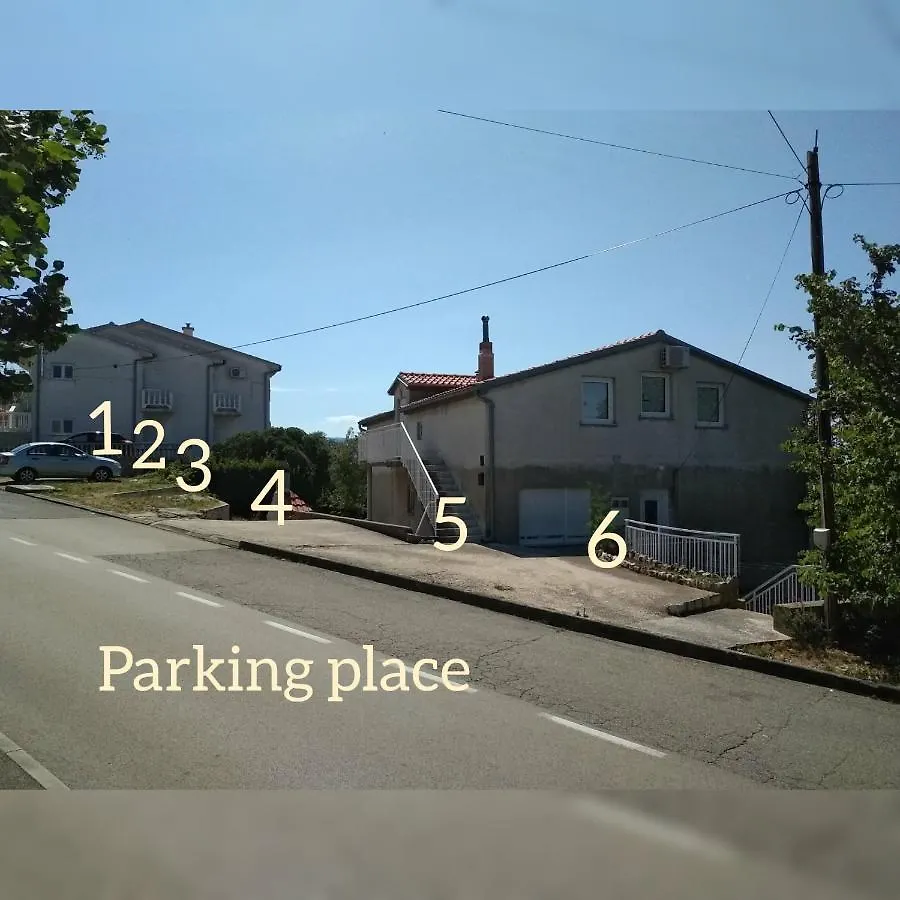 Apartment App Zeljka, 200M Beach Novi Vinodolski