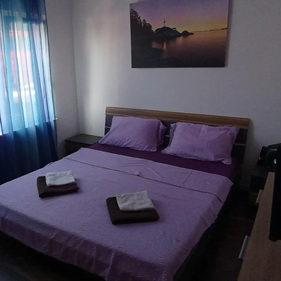 App Zeljka, 200M Beach Novi Vinodolski