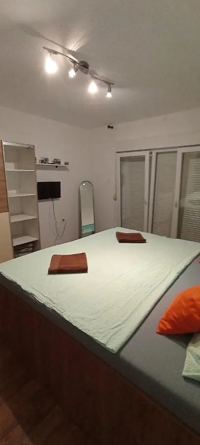 Apartment App Zeljka, 200M Beach Novi Vinodolski